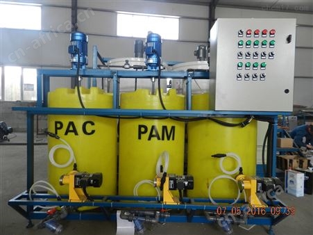 汉中水厂改造全自动PACPAM加药装置
