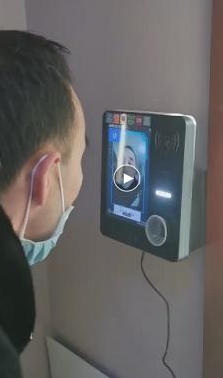 人脸识别岗前酒精检测仪“上岗